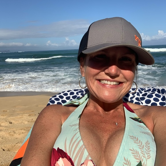 Meet your Posher, Robin - Picture 7 of 9